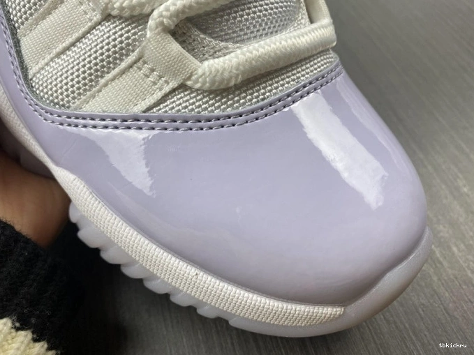 Cheap TBK Violet 11 AH7860-101 Pure Air Low Jordan WMNS 0704